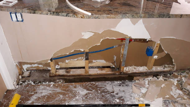 Best Emergency water damage restoration  in Cle Elum, WA
